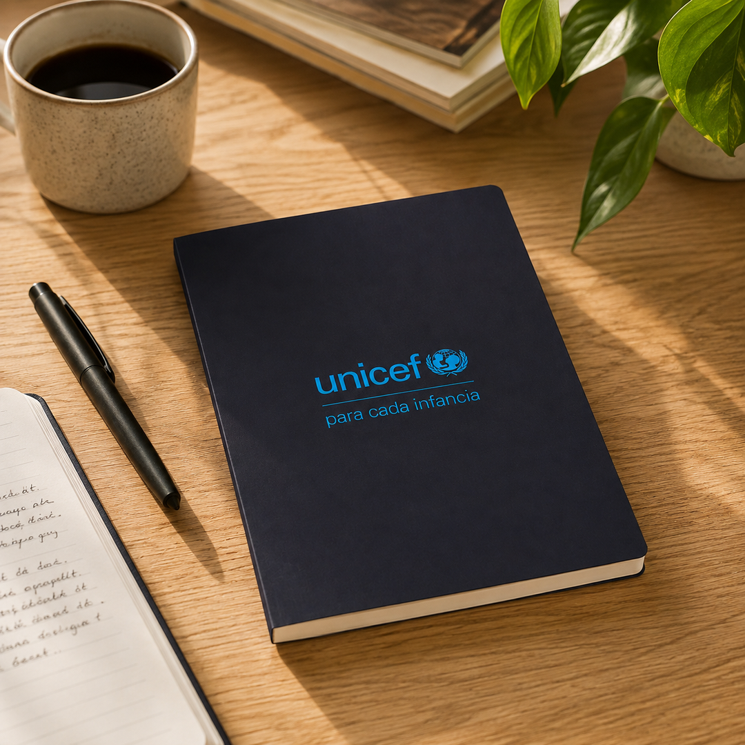 Cuaderno A5 Logo Negro